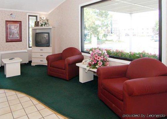 Rodeway Inn 2*